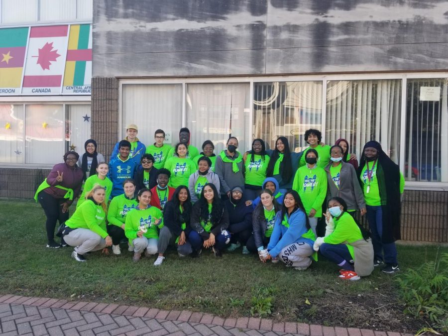 Members of the National Honor Society and other UHSSE students, along with NHS adviser Caryn Baseler, volunteered at the Hartford Marathon on Saturday, Oct. 8. The group ran a water station near mile 13 of the race.