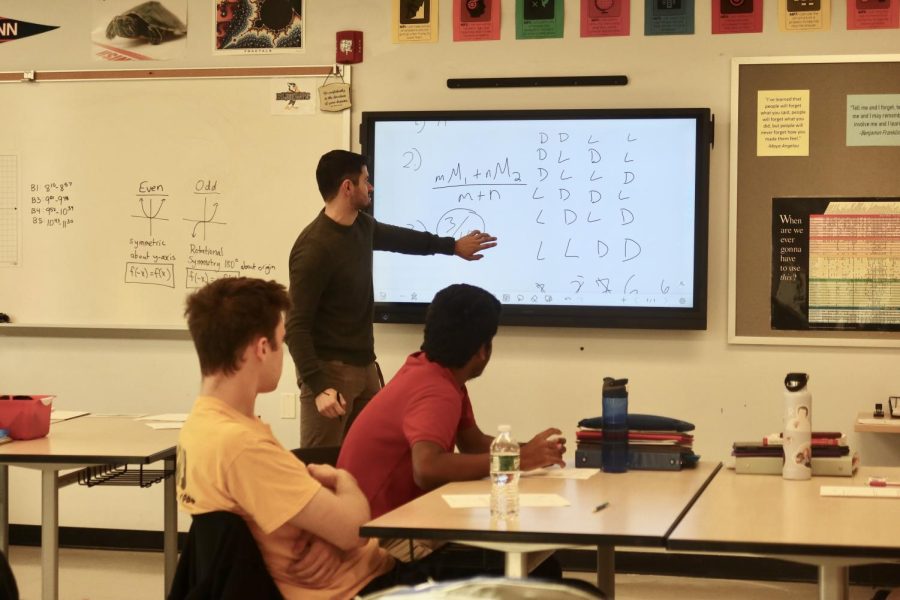 Math+teacher+Carson+Dunn+teaching+with+the+new+smartboards.
