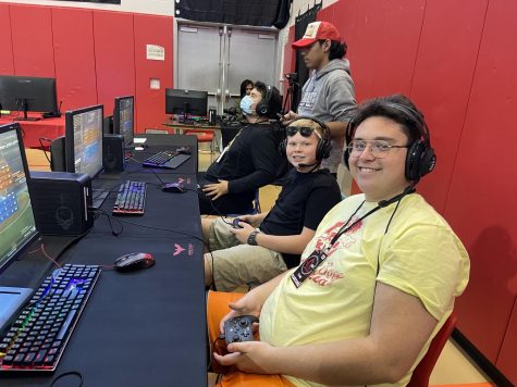 Teachers and gamers gather at the esports showcase.