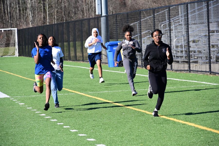 UHSSE’s outdoor track sprinters at practice.