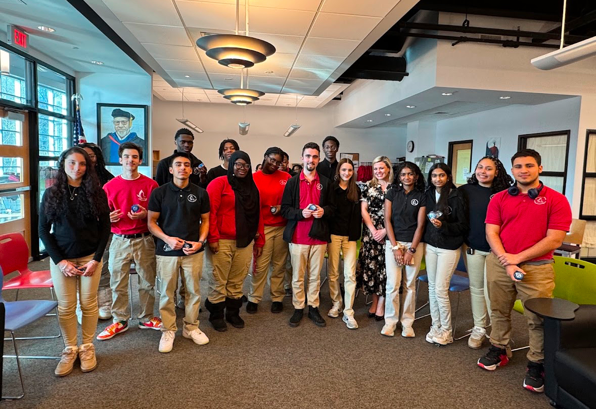 Channel 3 reporter Nicole Nalepa visited UHSSE on February 3, spoke to students about her career in journalism, and encouraged them to pursue things that inspire them.