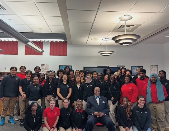 Retired Hartford Police Chief Daryl K. Roberts spoke to students and staff on Friday, February 28.