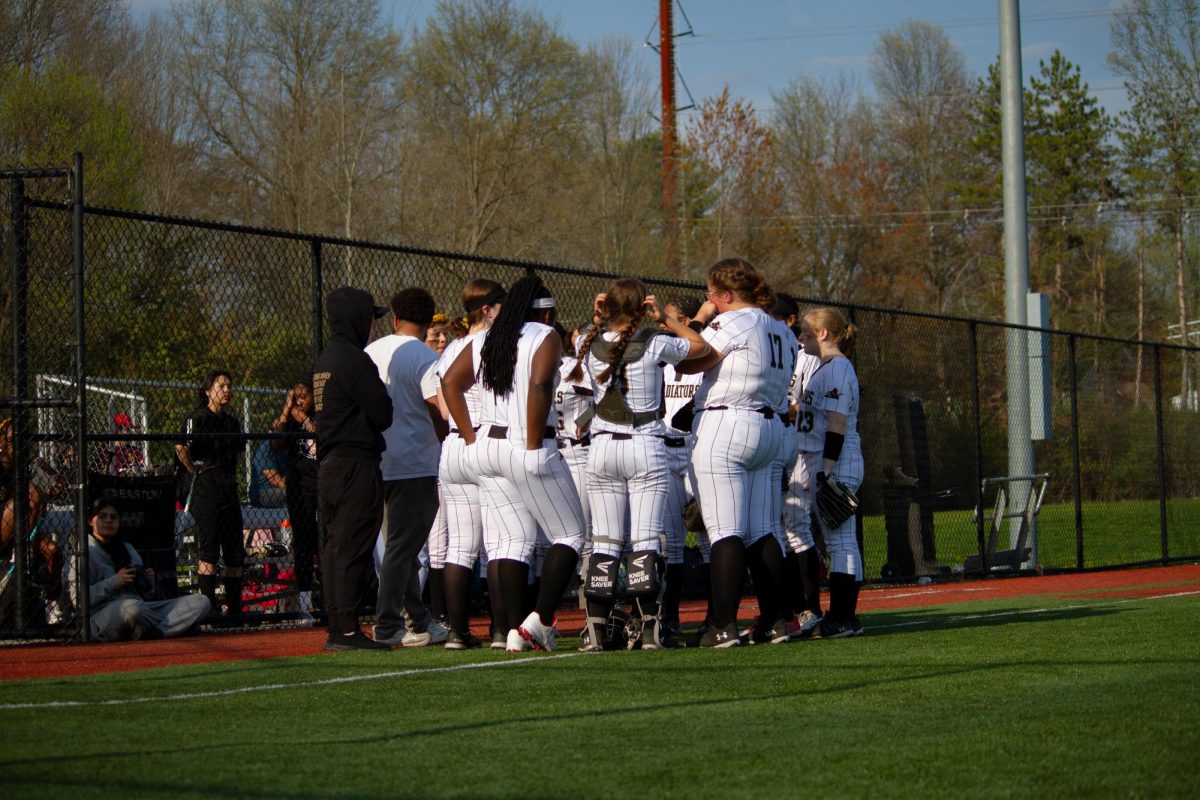 UHSSE Softball Team Celebrates Successes and Inspires Future Athletes